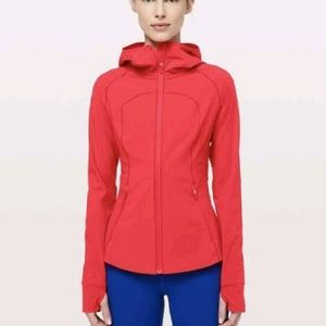 Lululemon mist over windbreaker